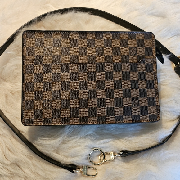 Ultra Rare Louis Vuitton Homme Pochette Clutch /Crossbody. UNISEX! 🔥 - Picture 14 of 15